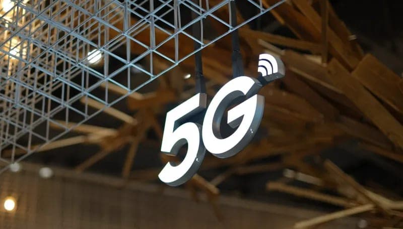 خدمة الجيل الخامس..  أربعة مشغلين يفوزون مبدئيًا بالتراخيص