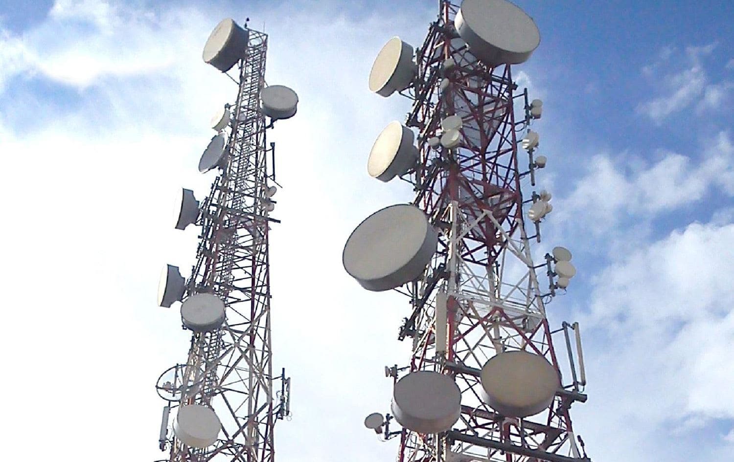 مصادر خاصة : شركة اتصالات جزائرية  تنوي دخول السوق الموريتاني