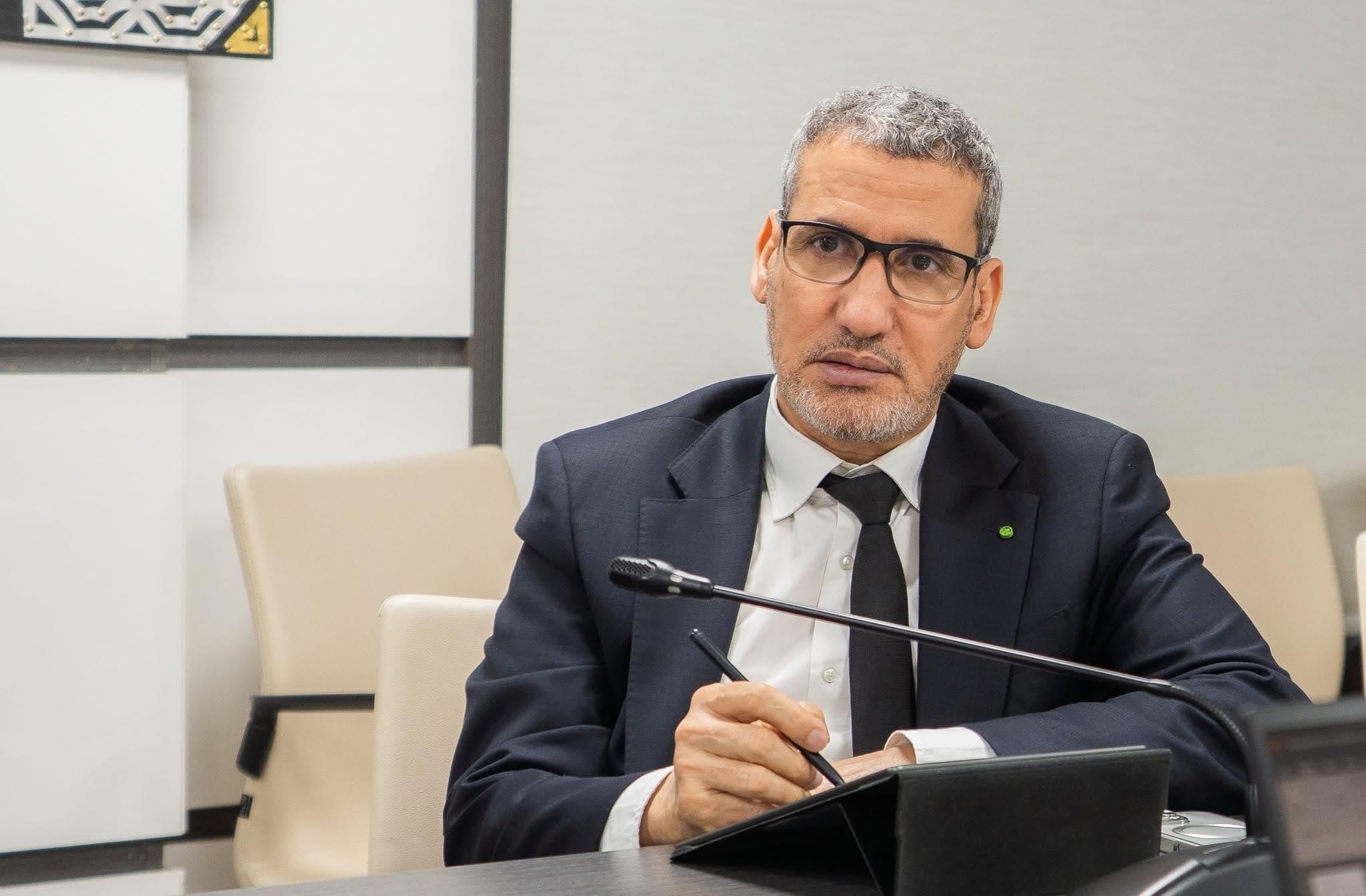 محافظ البنك المركزي الموريتاني ضمن متحدثي قمة AFIS  بأنغولا